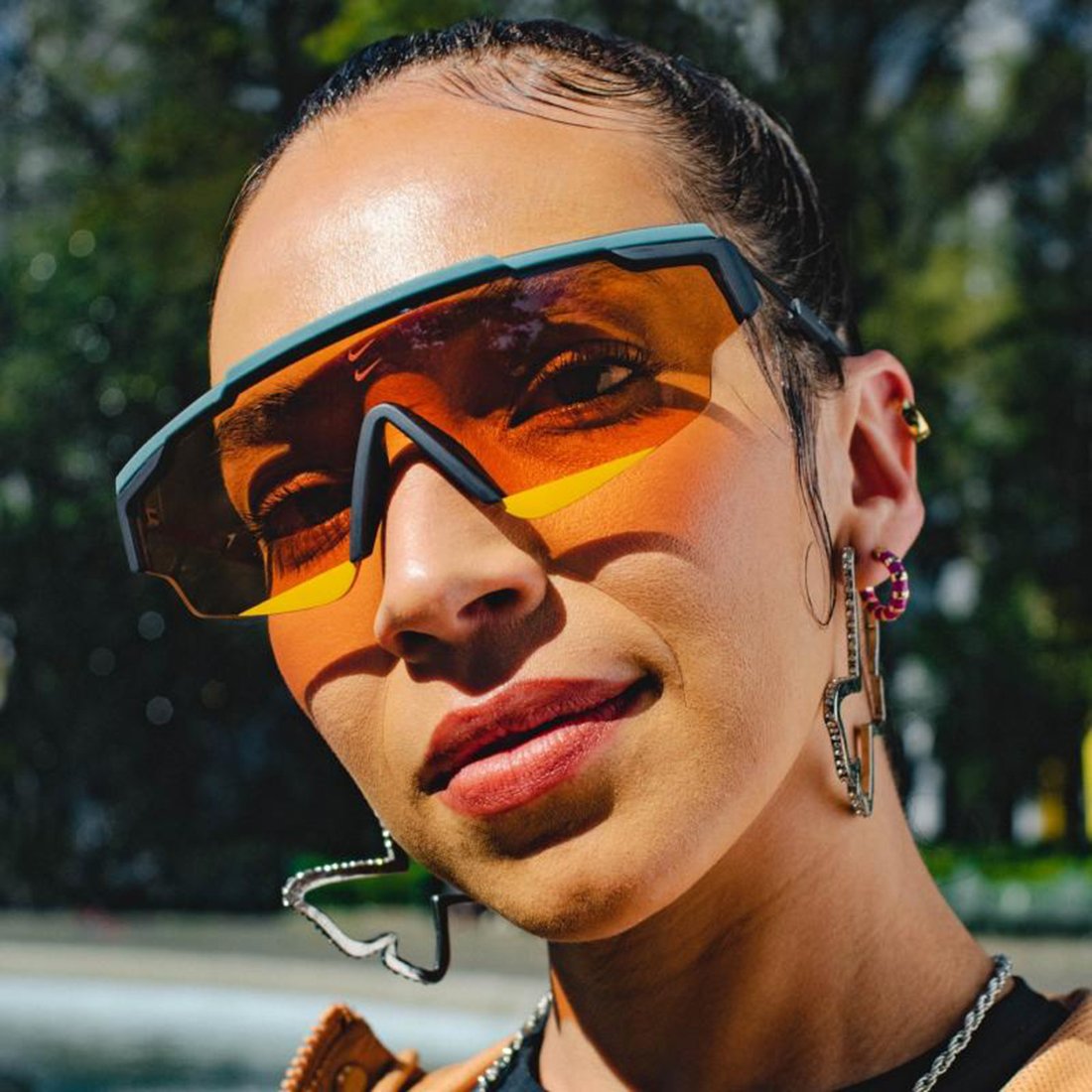 Kính mát NIKE FN0259 379 - Ảnh 4